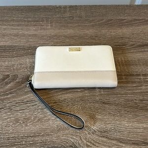 White and ivory Kate Spade wristlet